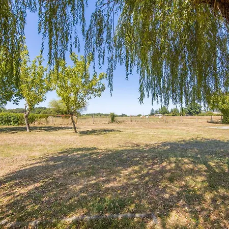 펜션 Avec Jardin 카비냑