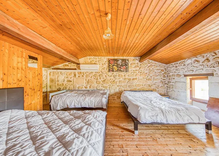 Avec Jardin 度假居